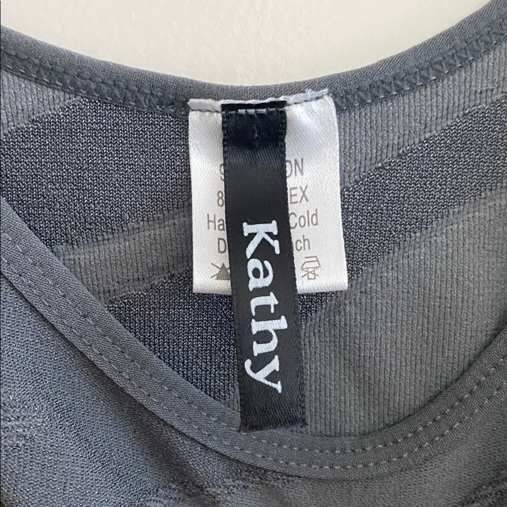 Tank Top - Picture 2 of 4